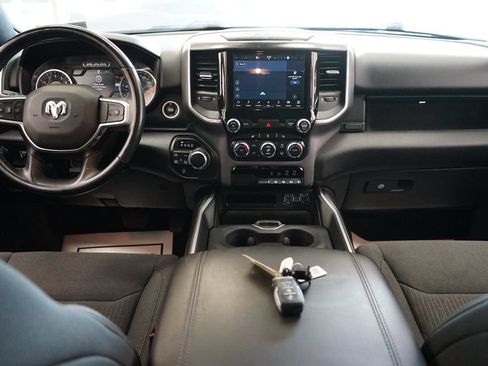 Used 2022 RAM 1500 Big Horn AWD/4WD image 39