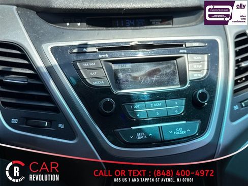 Used 2016 Hyundai Elantra SE FWD image 9