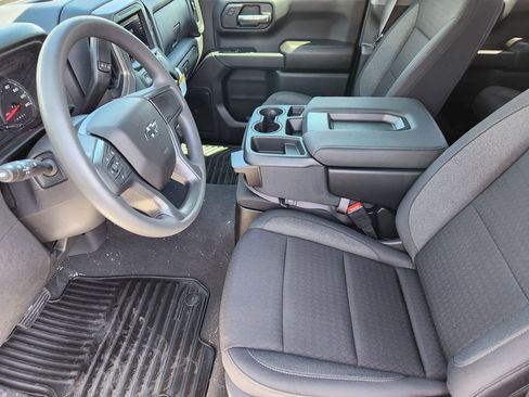 New 2026 Chevrolet Silverado 1500 Custom Trail Boss w/ LPO, Dark Essentials Package AWD/4WD image 8