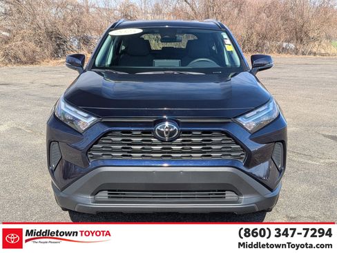 Used 2025 Toyota RAV4 XLE image 8