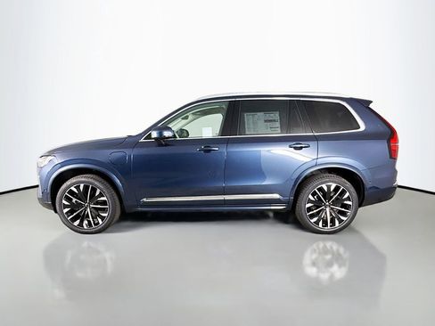 New 2026 Volvo XC90 T8 Ultra w/ Protection Package Premier AWD/4WD image 4