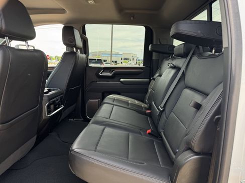 Used 2025 GMC Sierra 2500 Denali w/ Denali Reserve Package AWD/4WD image 28