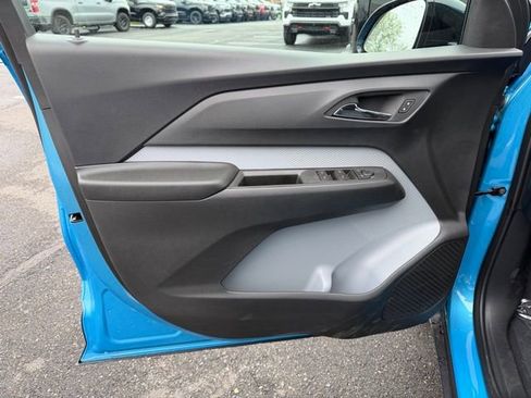 New 2027 Chevrolet Bolt LT w/ Comfort Package FWD image 16