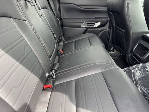 Used 2025 Ford Ranger Lariat w/ FX4 Off-Road Package image 10