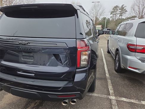 Used 2023 Chevrolet Tahoe High Country image 3