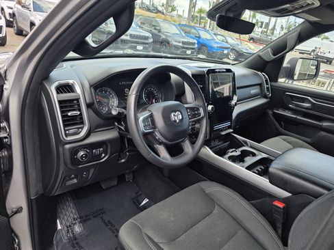 Certified 2025 RAM 1500 Big Horn AWD/4WD image 9