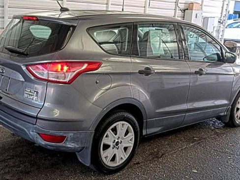 Used 2014 Ford Escape S image 4