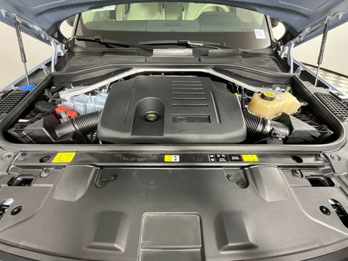 Certified 2024 Land Rover Range Rover Long Wheelbase SE image 28