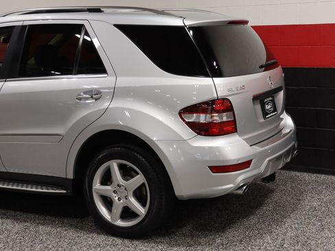 Used 2009 Mercedes-Benz ML 550 4MATIC image 26
