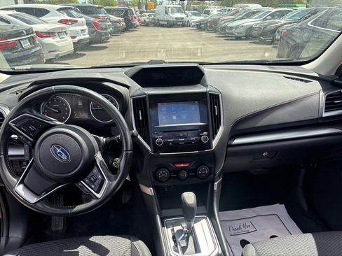Used 2020 Subaru Forester Premium AWD/4WD image 16
