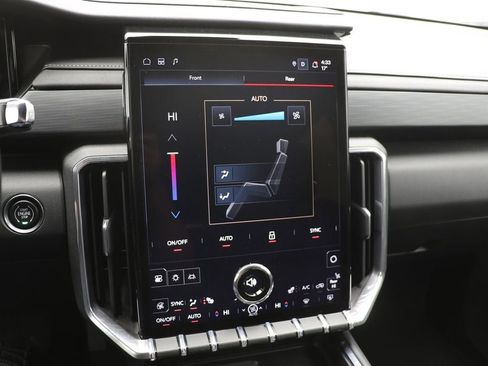 Used 2025 GMC Acadia Elevation image 21