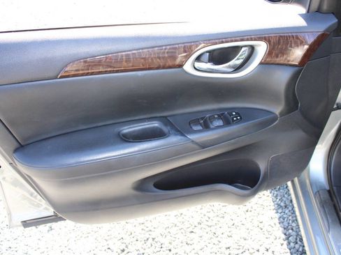 Used 2013 Nissan Sentra SL w/ Leather Pkg FWD image 21