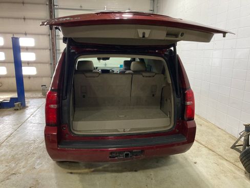 Used 2017 Chevrolet Tahoe LT image 16