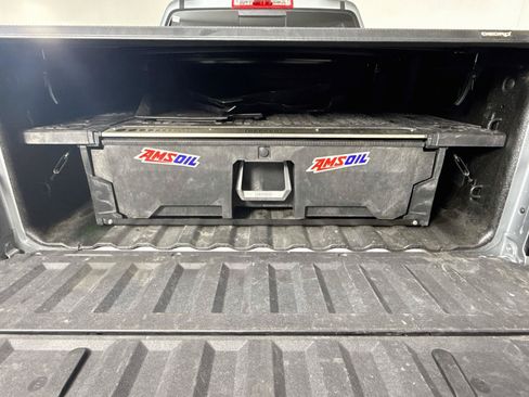 Used 2025 Chevrolet Colorado Trail Boss AWD/4WD image 35