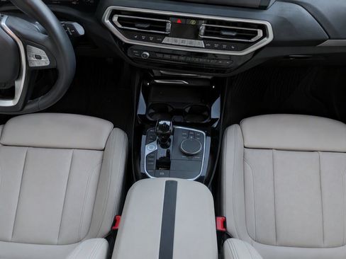 Used 2024 BMW X3 sDrive30i w/ Premium Package RWD image 13