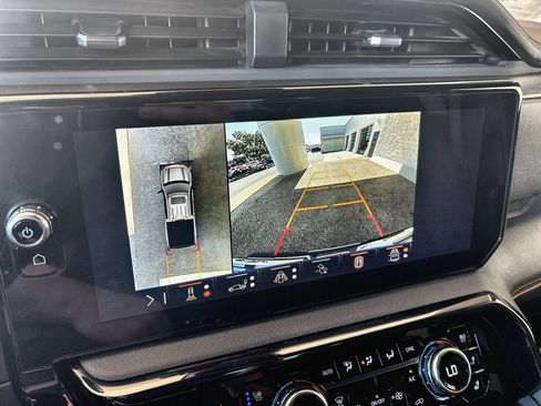 Certified 2025 GMC Sierra 1500 AT4 AWD/4WD image 15