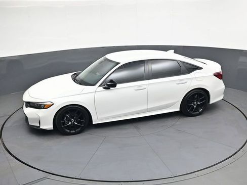 Used 2025 Honda Civic Sport image 27