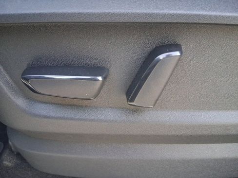 New 2026 Nissan Armada SV image 22