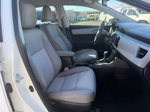 Used 2016 Toyota Corolla LE image 13