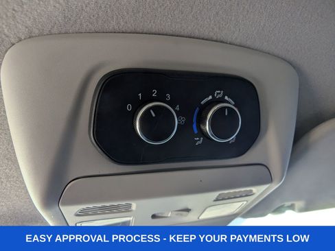 Used 2023 Ford Transit 350 XLT image 25