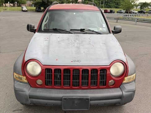Used 2007 Jeep Liberty Sport AWD/4WD image 10