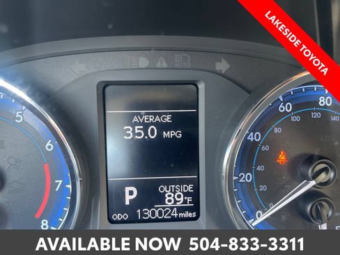 Used 2017 Toyota Corolla LE FWD image 34