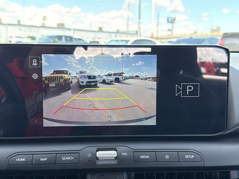 Used 2025 Kia K4 LXS image 26