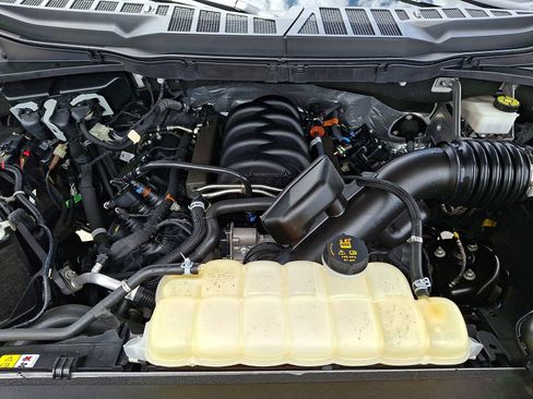 Used 2023 Ford F150 XLT AWD/4WD image 26