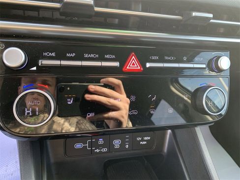 Used 2025 Hyundai Tucson SEL image 19