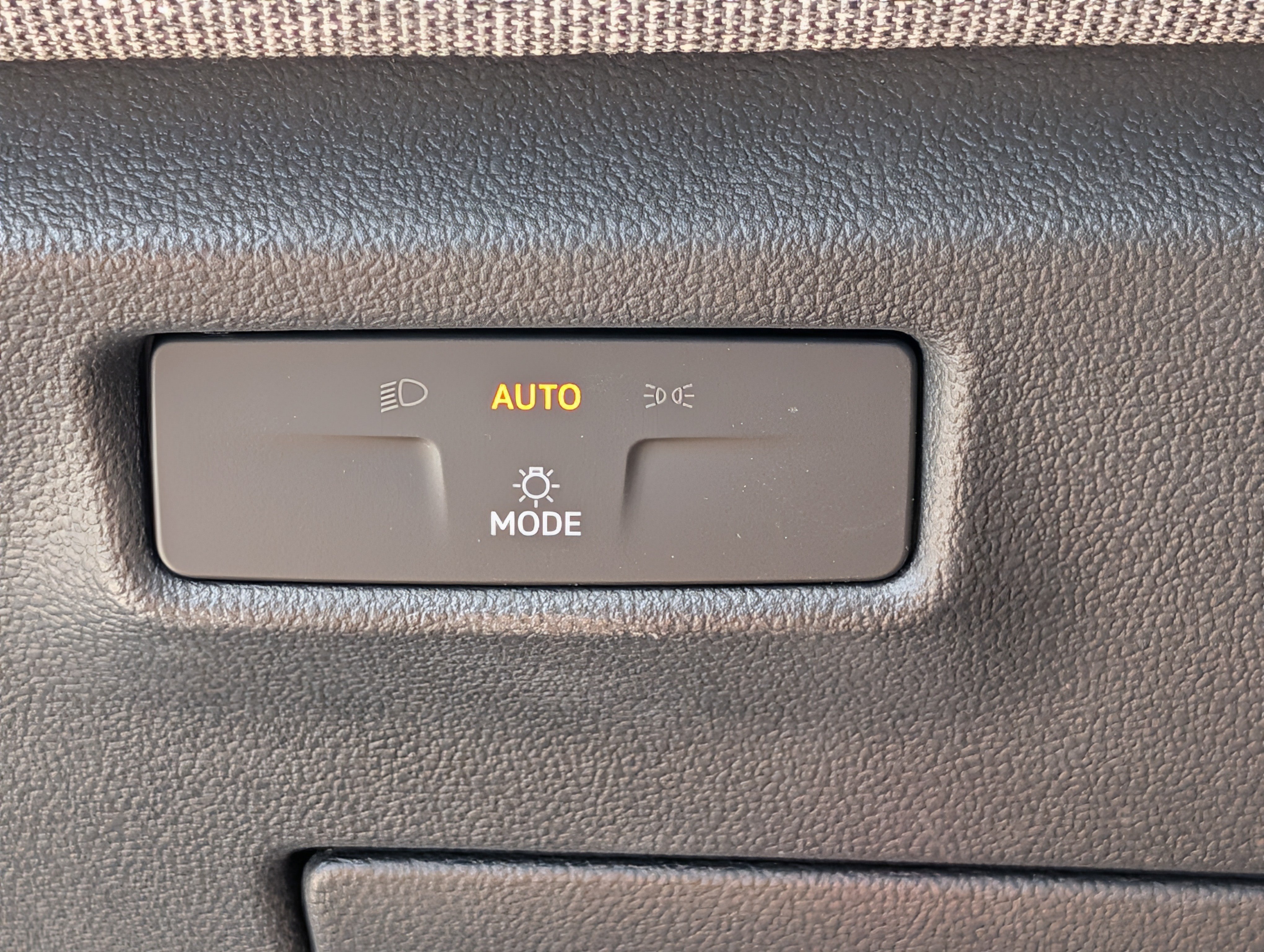 Used 2025 Volkswagen Tiguan S AWD/4WD image 18