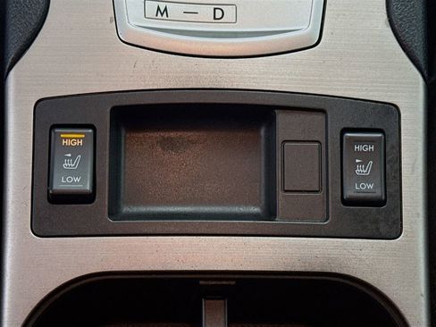 Used 2013 Subaru Outback 2.5i Premium w/ All-Weather Pkg image 18