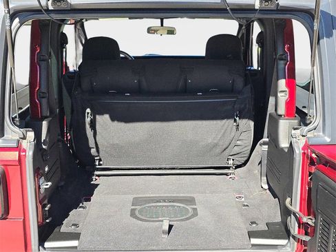 Used 2021 Jeep Wrangler Sport S image 14