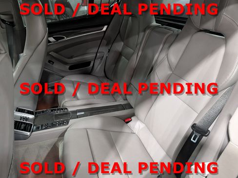 Used 2010 Porsche Panamera Turbo image 9