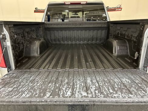 Used 2020 Chevrolet Silverado 1500 LT w/ All-Star Edition image 5