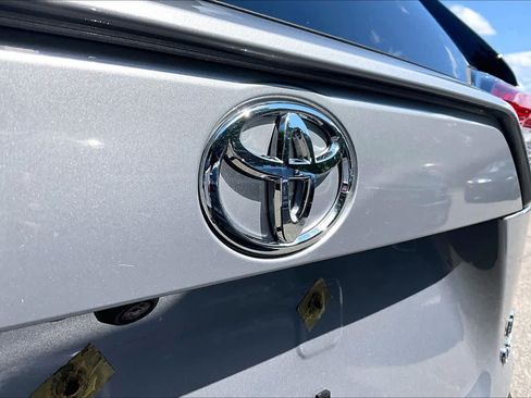 Certified 2025 Toyota RAV4 LE AWD/4WD image 29