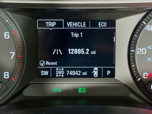Used 2022 Chevrolet TrailBlazer LS AWD/4WD image 14