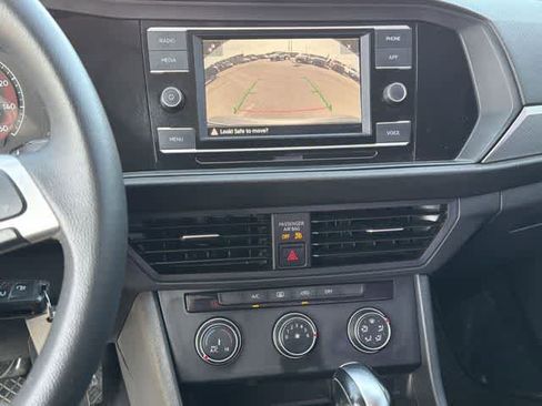 Used 2021 Volkswagen Jetta S image 20