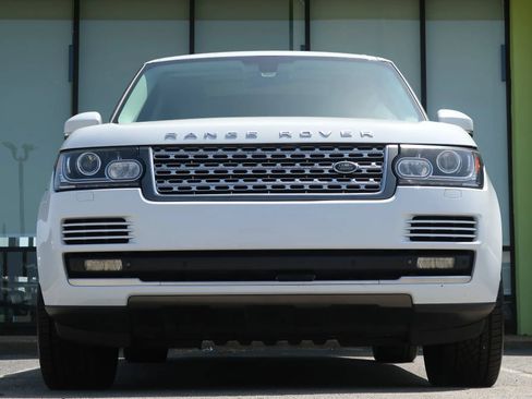 Used 2015 Land Rover Range Rover Supercharged AWD/4WD image 3