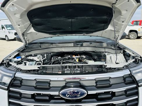 New 2026 Ford Explorer Active w/ Active Comfort Package image 47