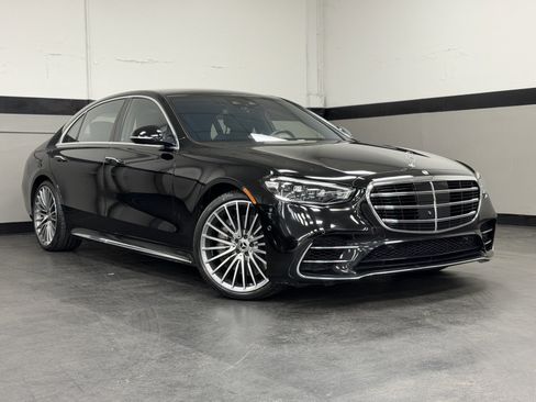 Used 2022 Mercedes-Benz S 580 S 580 image 2