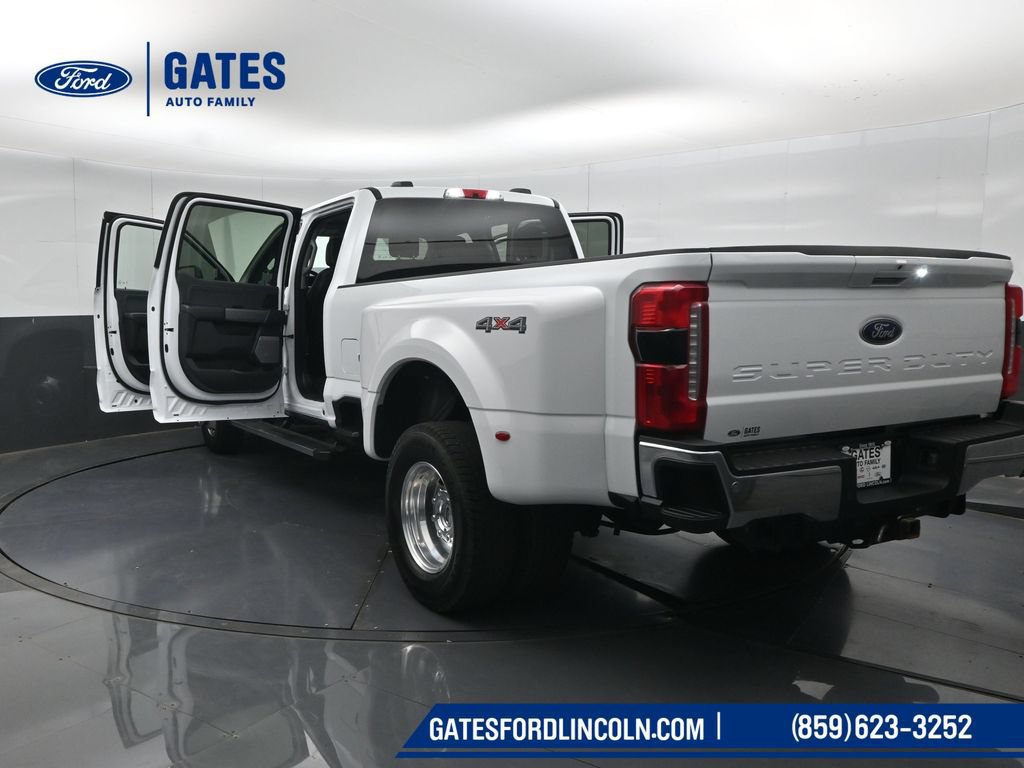 Used 2025 Ford F350 Lariat AWD/4WD image 55