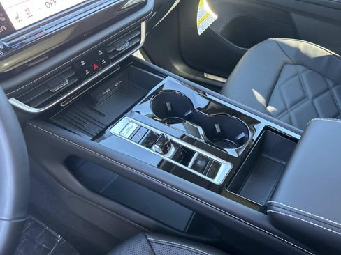 New 2026 Volkswagen Atlas SE FWD image 26