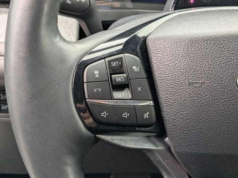 Used 2025 Ford Explorer Platinum w/ LUX Leather Package AWD/4WD image 18