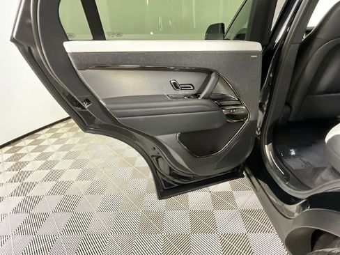 Certified 2025 Land Rover Range Rover Sport Dynamic SE AWD/4WD image 26