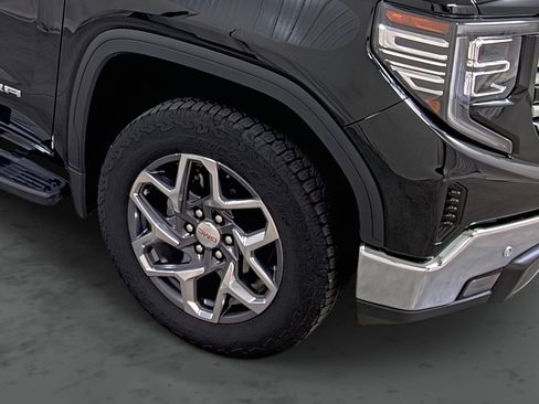 Used 2024 GMC Sierra 1500 SLT w/ SLT Premium Plus Package image 14