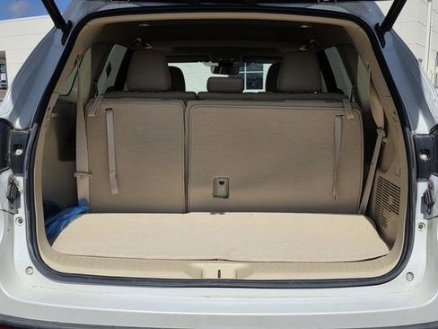 Used 2017 Toyota Highlander XLE image 28