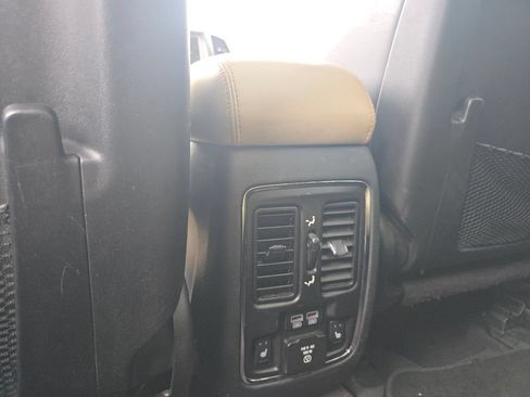 Used 2016 Jeep Grand Cherokee Limited 75th Anniversary AWD/4WD image 23