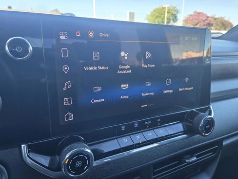 Used 2024 Chevrolet Colorado Trail Boss w/ Technology Package AWD/4WD image 23