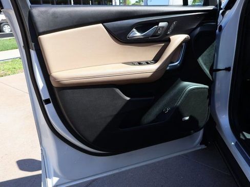 Certified 2020 Chevrolet Blazer Premier w/ Driver Confidence II Package FWD image 41