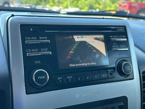 Used 2014 Nissan Titan PRO-4X AWD/4WD image 25